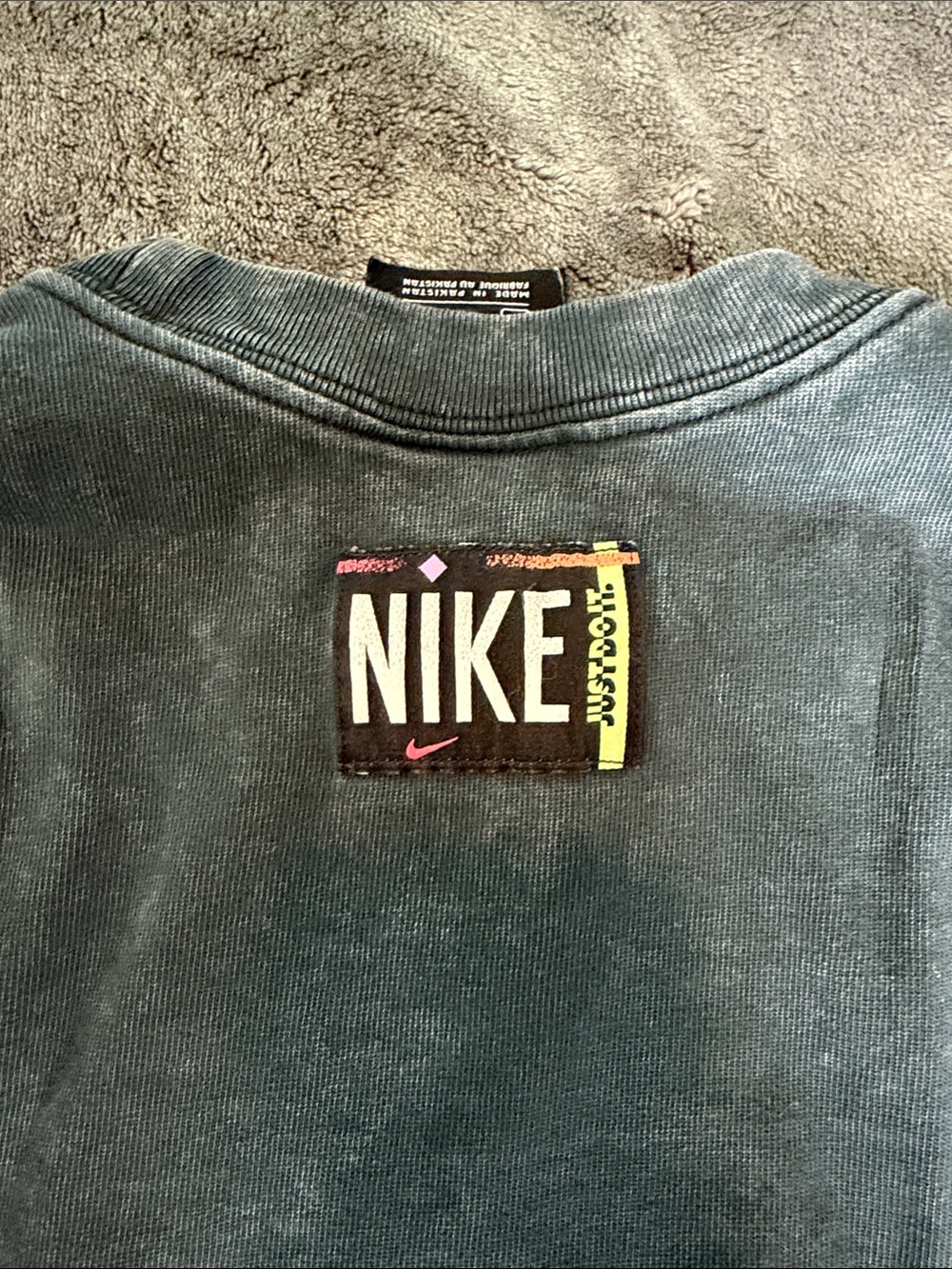 Nike Washed Charcoal Sleeveless Tank and Shorts Set - Picture 5 of 5